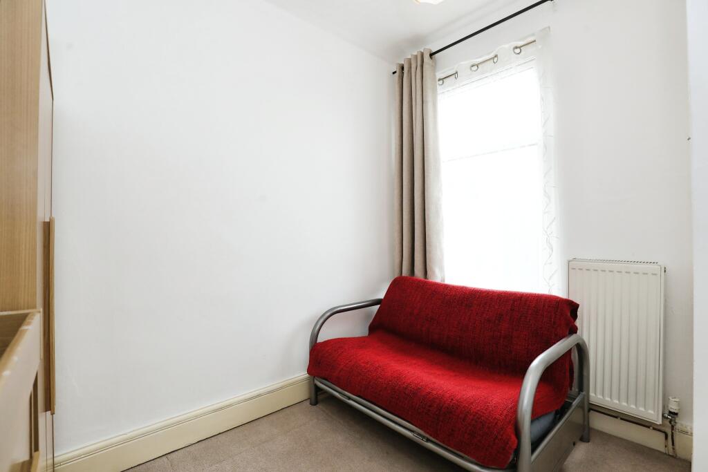 Additional image 10 of Acacia Grove, Rugby, CV21