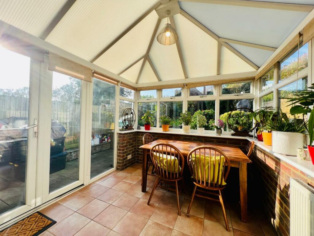 Additional image 4 of HYTHE