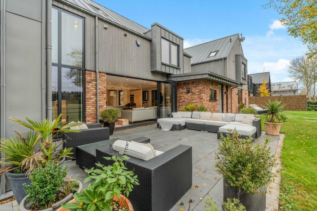 Additional image 53 of Bilton Fields Farm Lane, Rugby, CV22