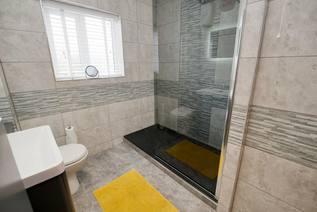 Additional image 13 of Weston Lane, Bulkington, CV12