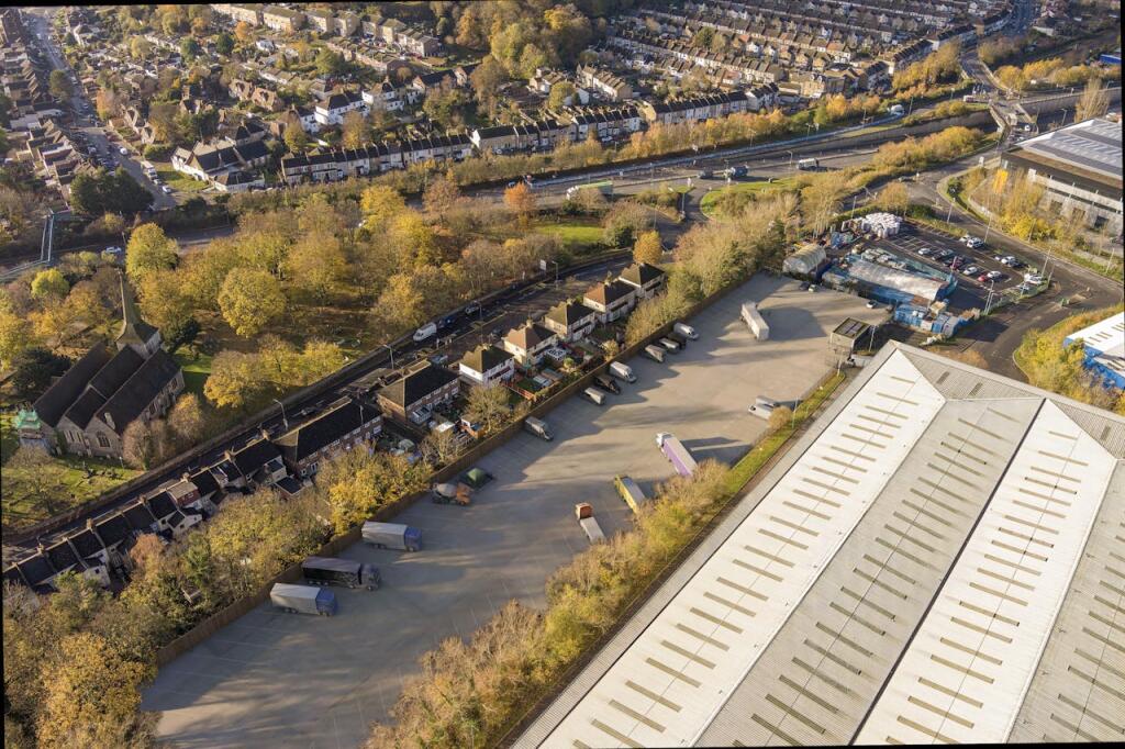 Additional image 2 of Surface Erith, Church Manorway, Erith, DA8 1NP
