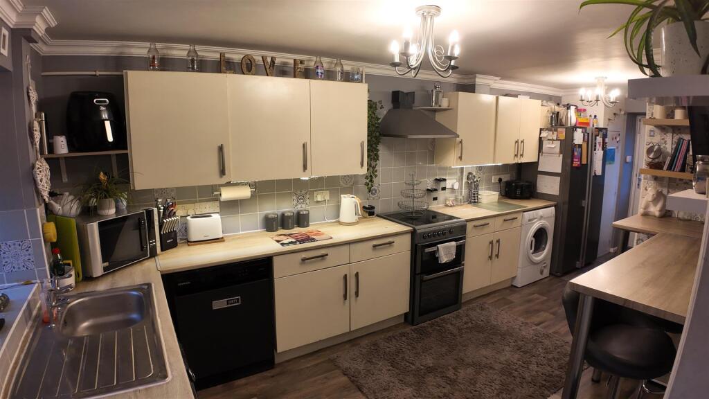 Additional image 10 of Mason Avenue, Leamington Spa