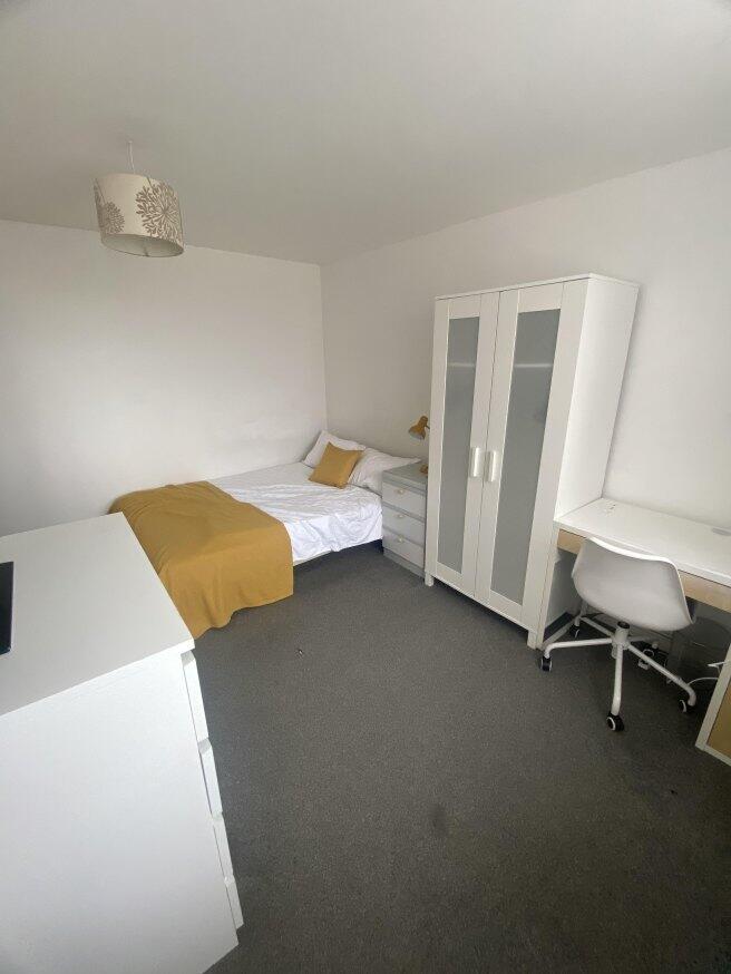 Additional image 3 of Brabourne Close