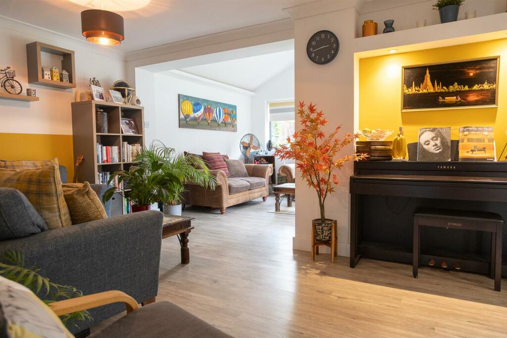 Additional image 4 of Erica Drive, Whitnash, Leamington Spa