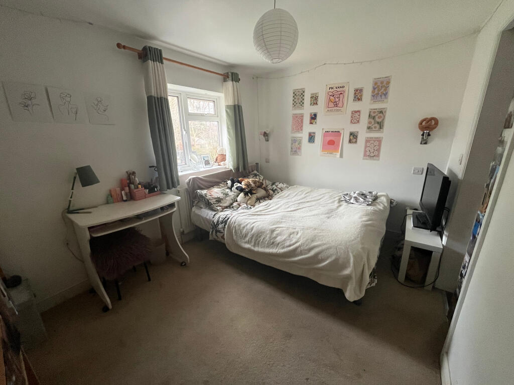 Additional image 8 of Lyndhurst Road