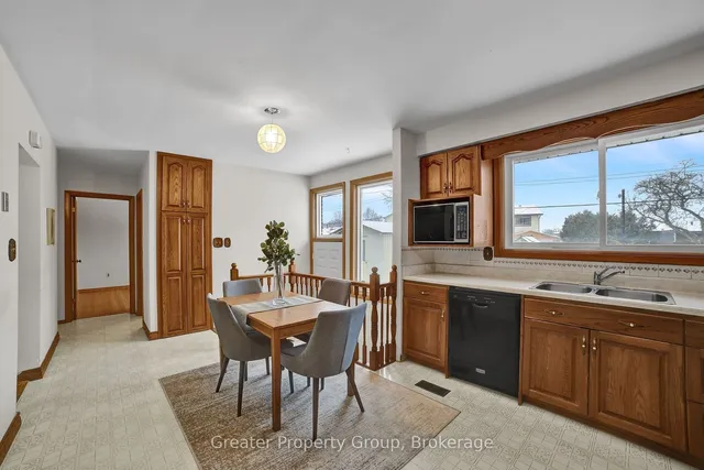 Additional image 11 of 285 Rainbow Dr