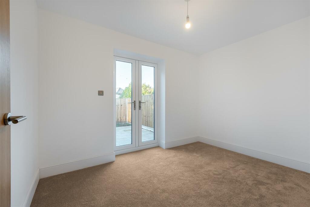 Additional image 21 of New Home - High Specification