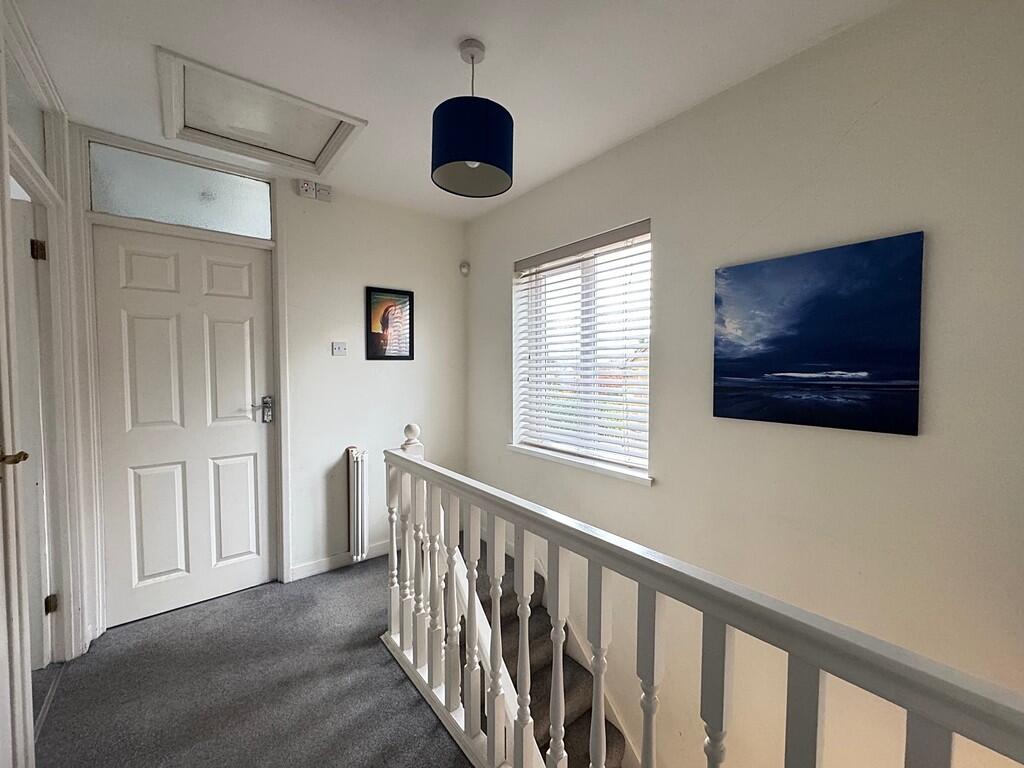 Additional image 11 of Blackthorn Road, Kenilworth