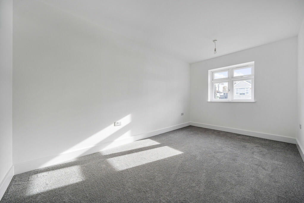 Additional image 9 of Cavendish Avenue, Erith