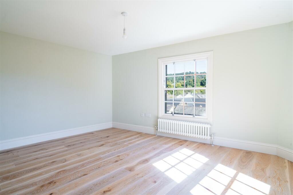 Additional image 21 of Buxton Road, Bakewell, DE45 1BZ