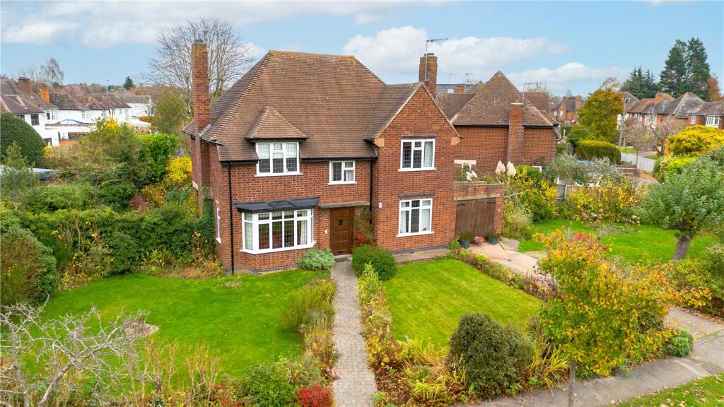 Dale Avenue, Stratford-upon-Avon, Warwickshire, CV37