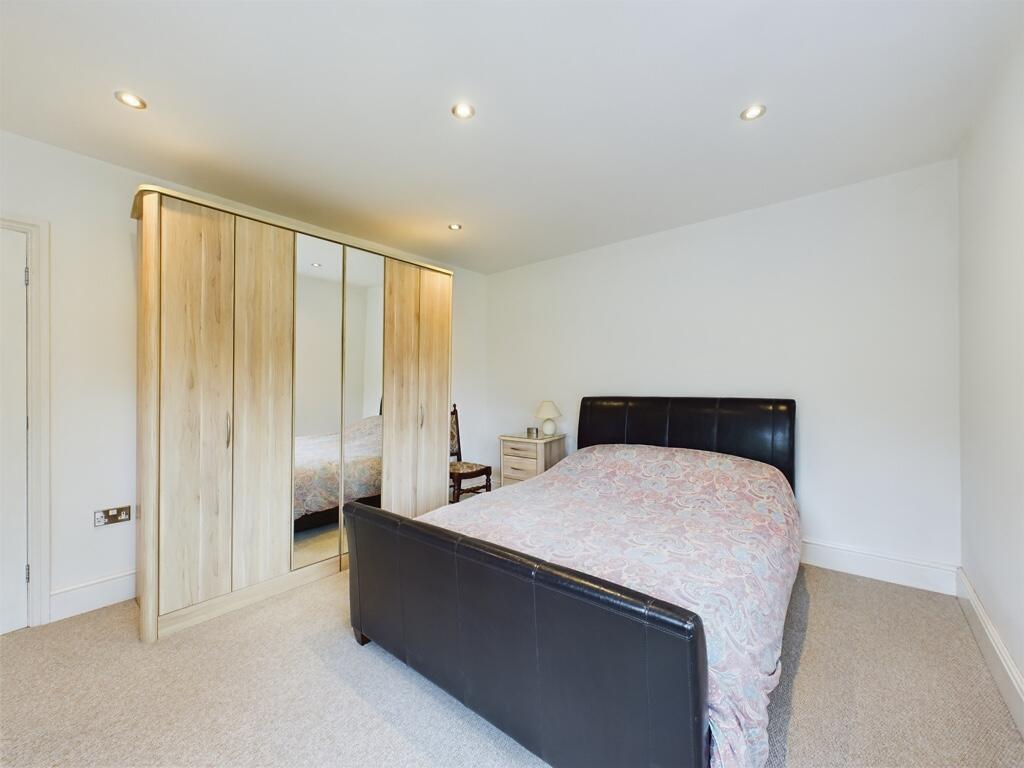 Additional image 8 of High Street, Swanwick