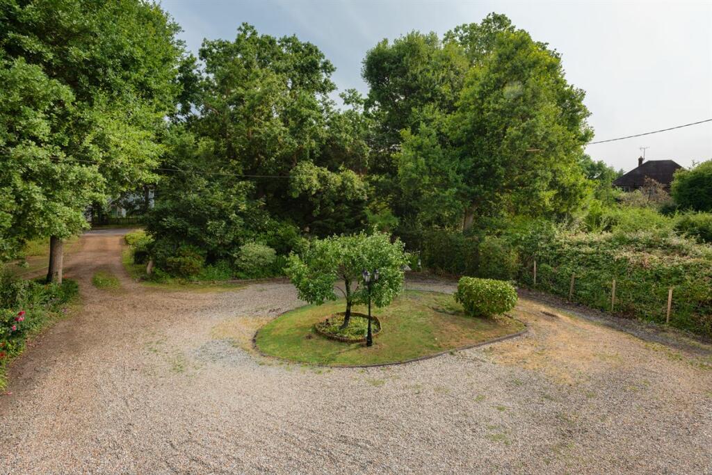 Additional image 29 of Molehill Road, Chestfield, Whitstable