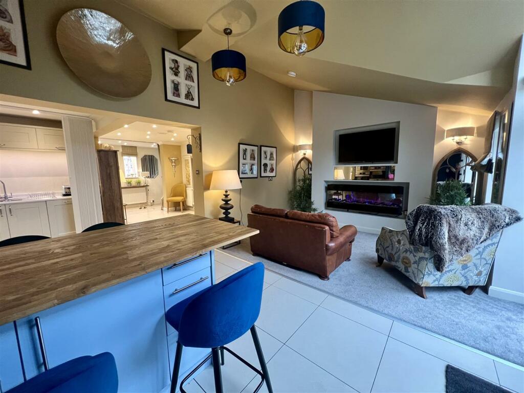 Additional image 12 of Exciting Business Opportunity with Residential Accommodation