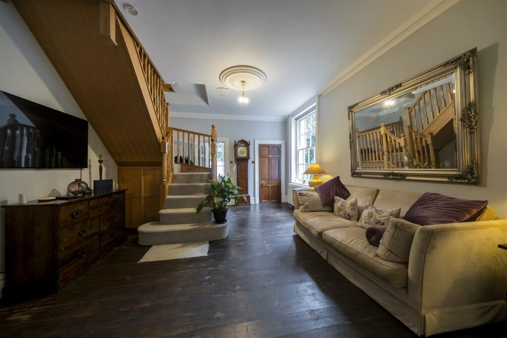 Additional image 25 of Park Lane, Hartford, Cheshire