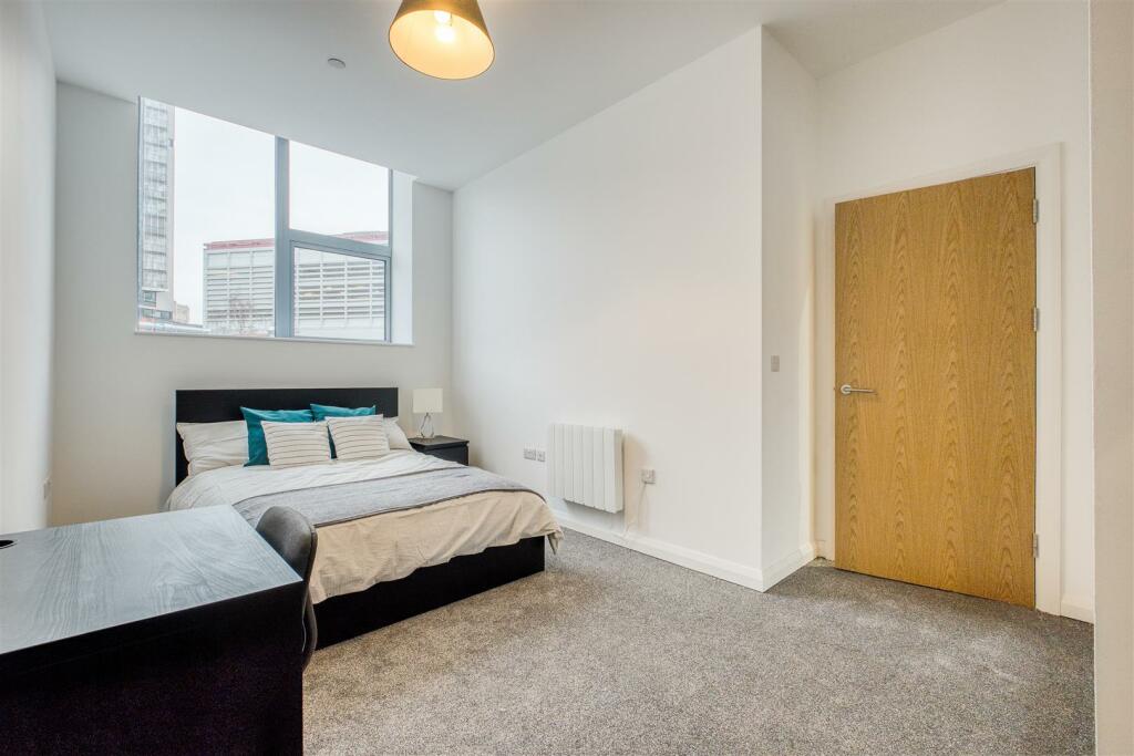 Additional image 13 of The Co-operative, Corporation Street, Coventry  ** BEAUTIFUL THROUGHOUT **