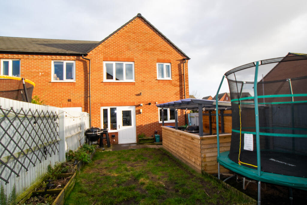 Additional image 13 of Randall Close, Warwick