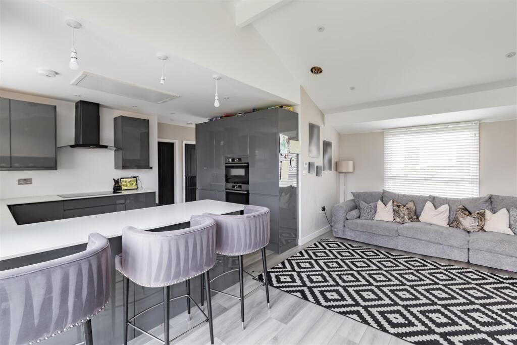 Additional image 5 of Knights Croft, New Ash Green