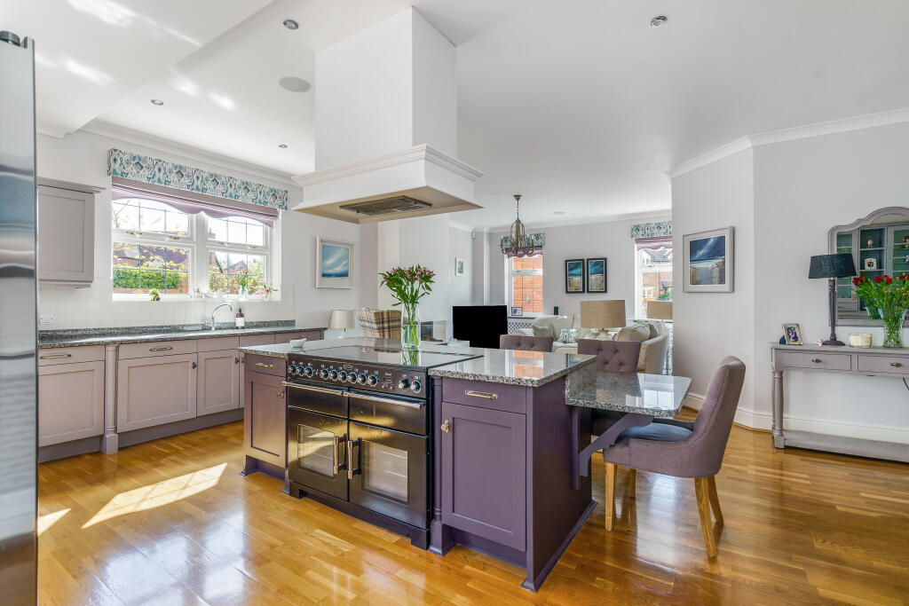 Additional image 5 of Oldborough Drive, Warwick, CV35