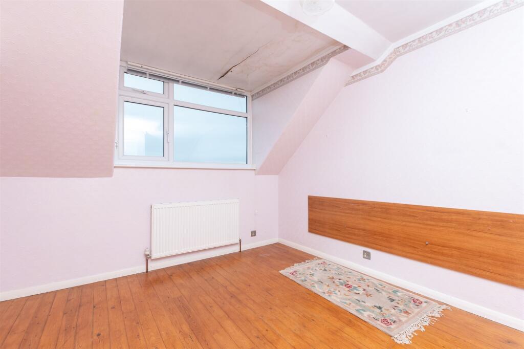 Additional image 6 of Thong Lane, Shorne, Gravesend, Kent