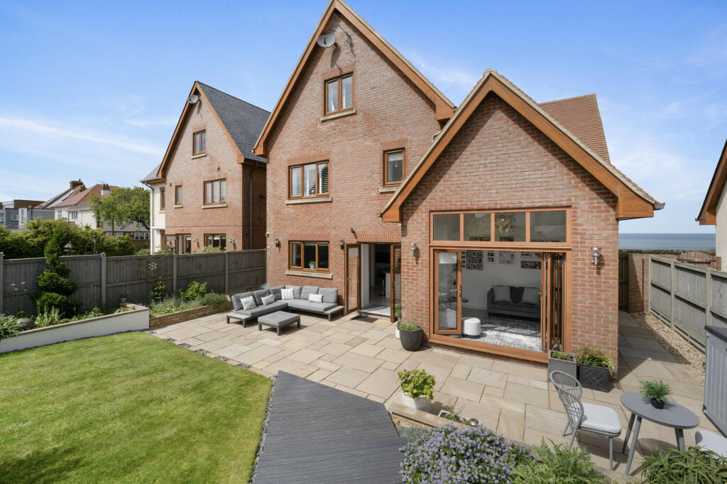 Additional image 13 of Kestrel View, The Lees, Herne Bay, CT6 6JL