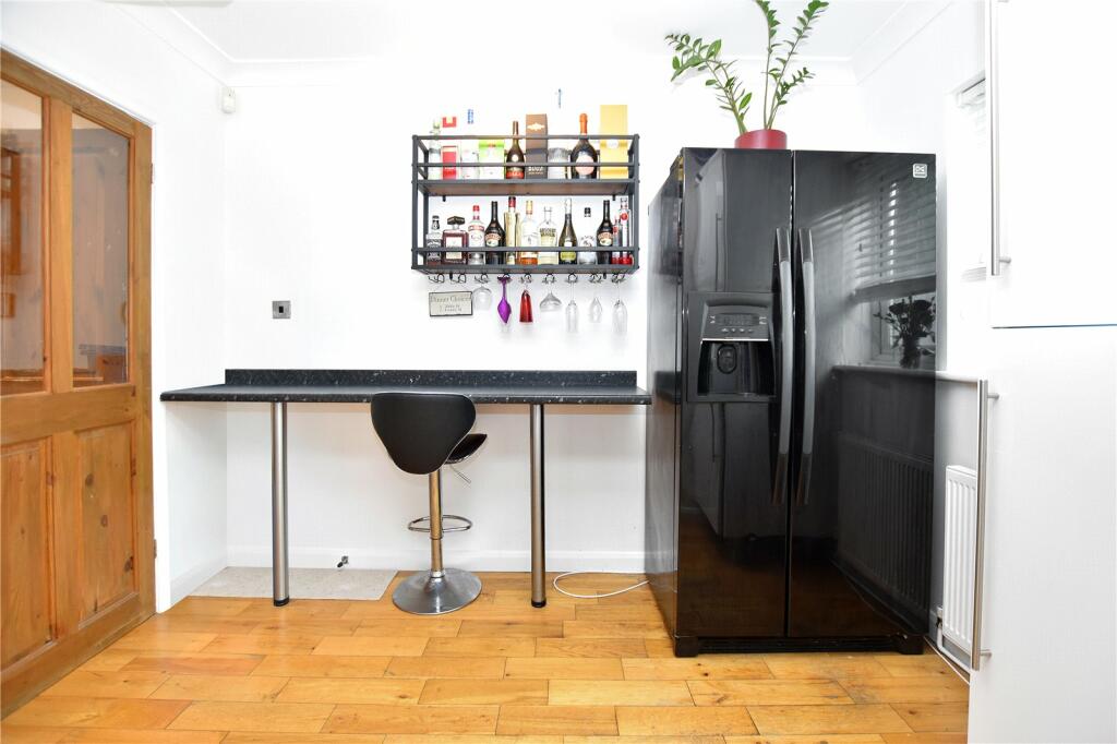 Additional image 8 of Midhurst Hill, Bexleyheath, DA6