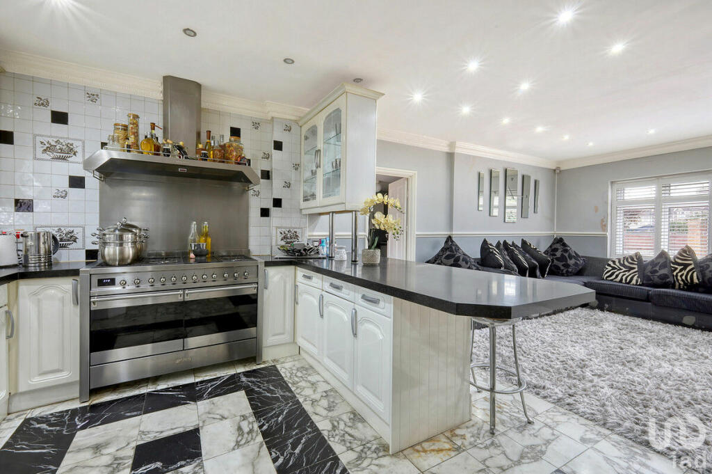 Additional image 9 of Normanhurst Avenue, Bexleyheath, DA7