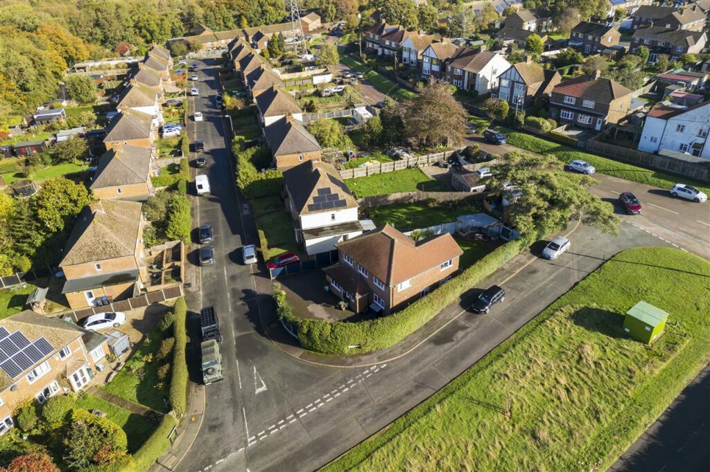 Additional image 25 of Highland Road, Chartham