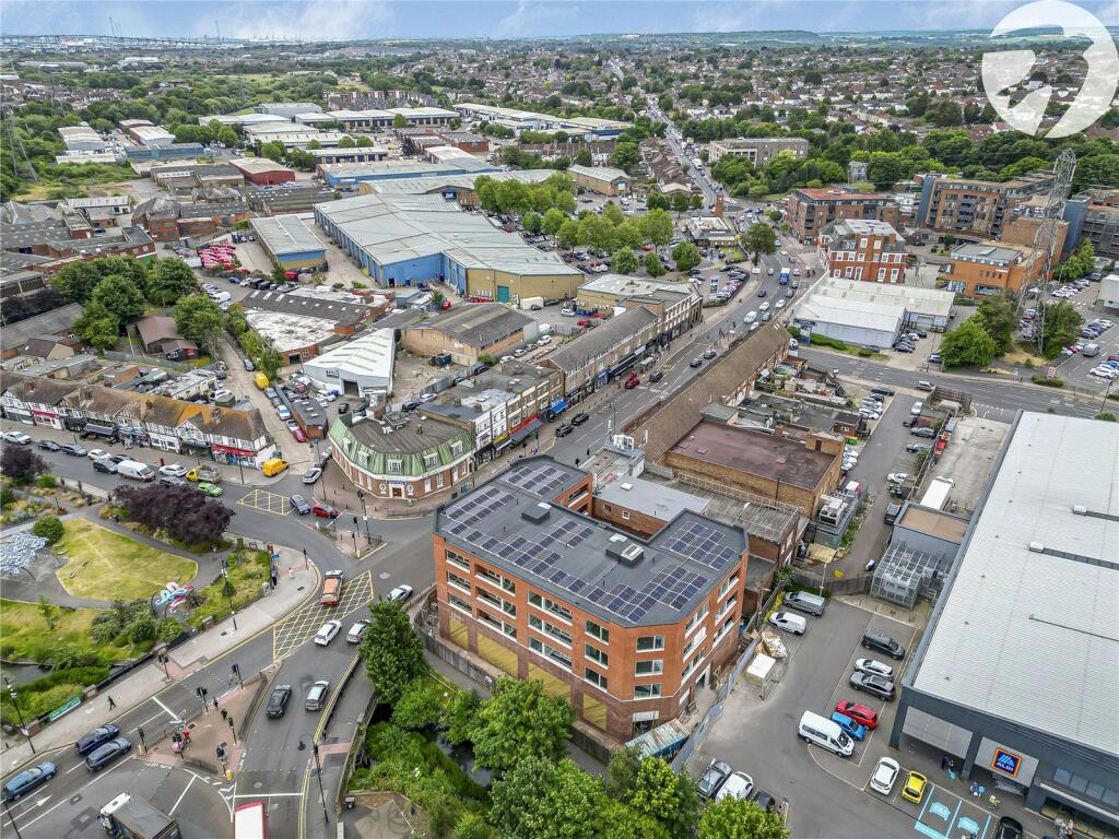 Additional image 12 of River Cray House, 154 Crayford Road, Crayford, Kent, DA1