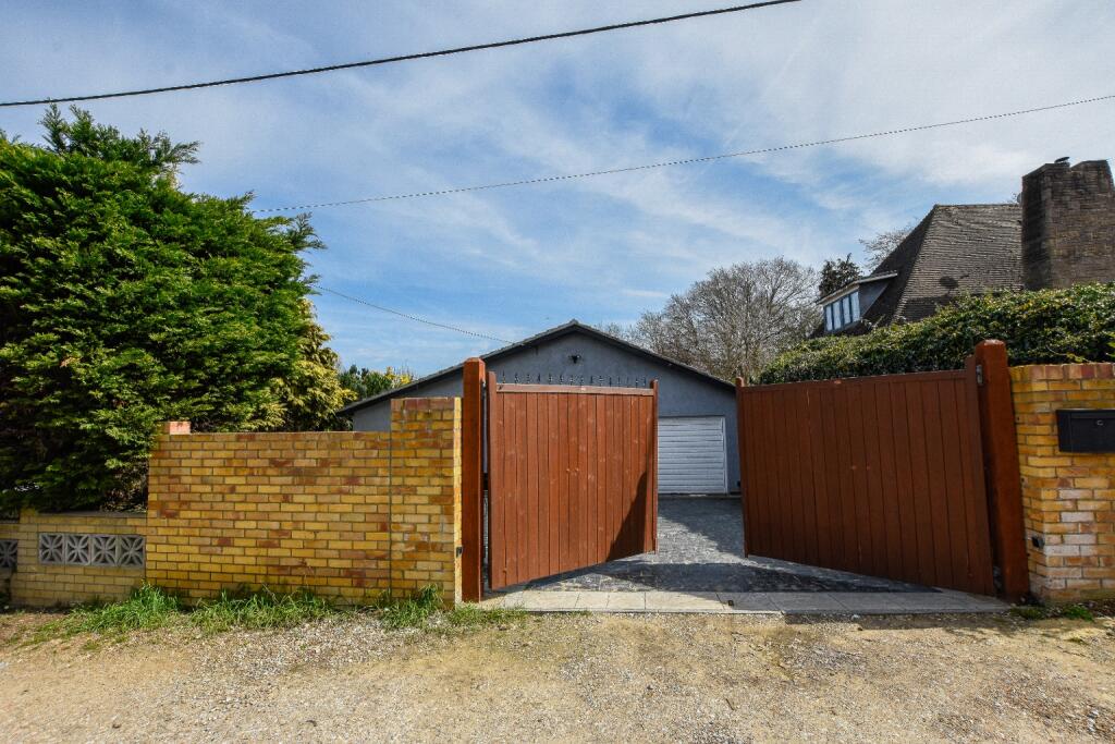 Additional image 15 of Woodland Close, New Barn, DA3