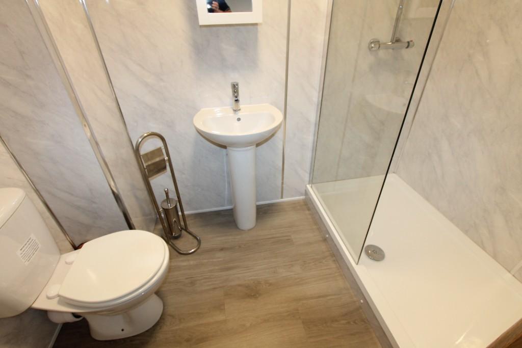 Additional image 14 of Flat 5, 118-120 Warwick Street, Leamington Spa, Warwickshire, CV32