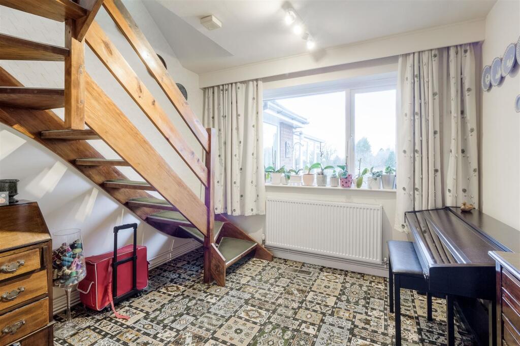 Additional image 17 of Main Street, Carlton, CV13