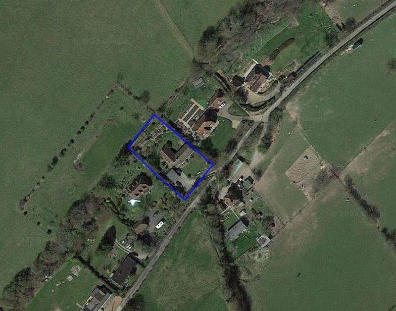 Additional image 4 of Kingston