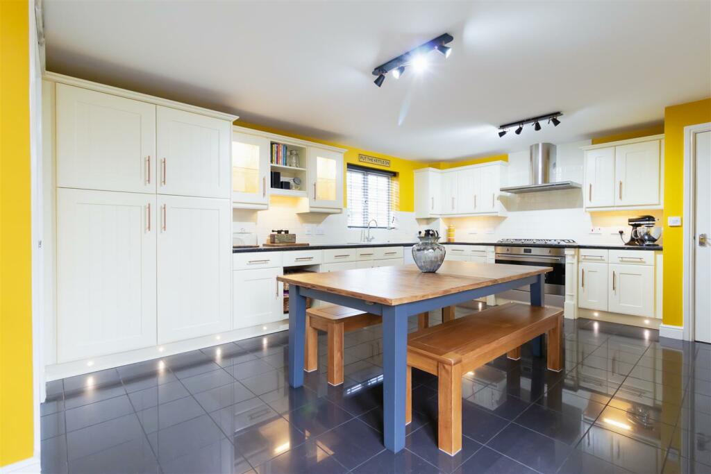 Additional image 6 of Long Hassocks, Rugby
