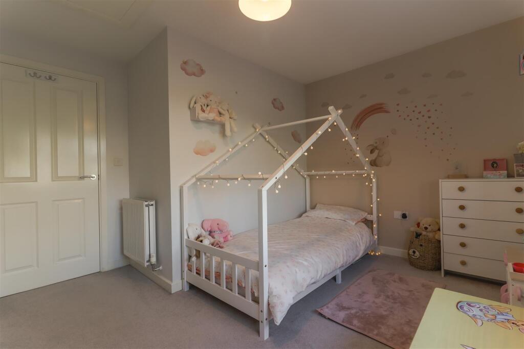 Additional image 15 of Meadow Drive, Long Itchington, Southam