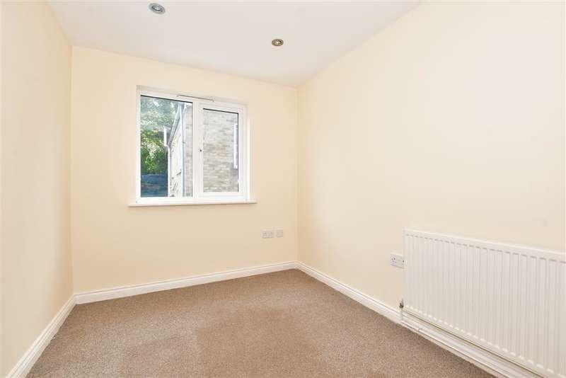 Additional image 5 of Flat 2, 39 Risborough Lane, Folkestone, CT19 4JH