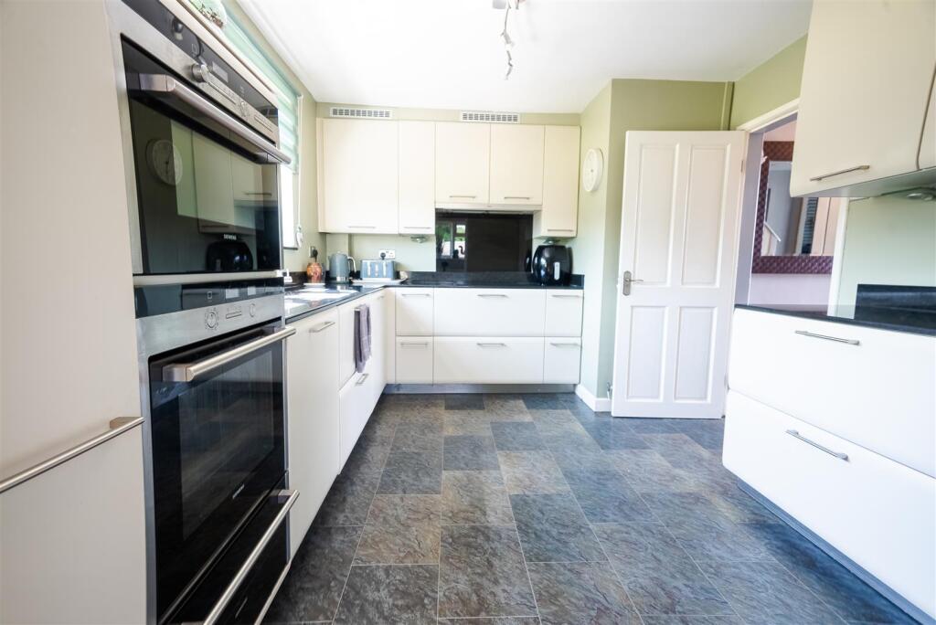 Additional image 6 of Glendon Gardens, Bulkington