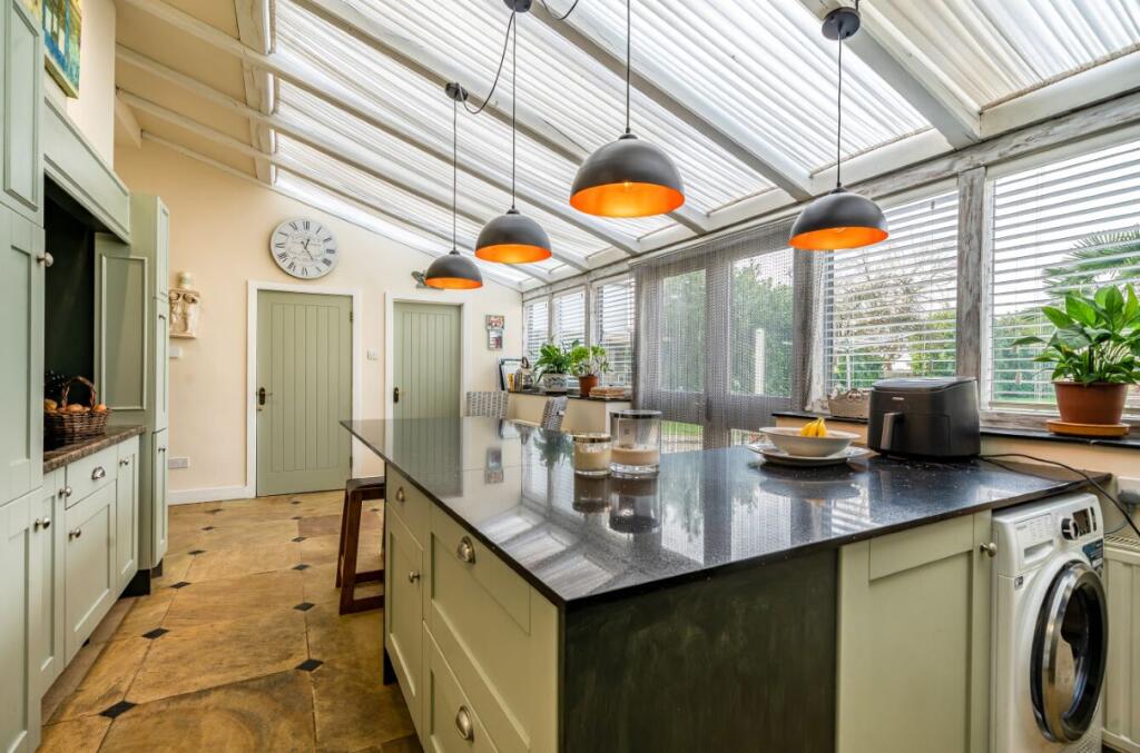 Additional image 7 of Orchard Nursery, Welford Road, Long Marston, Stratford-upon-Avon, Warwickshire, CV37 8RH