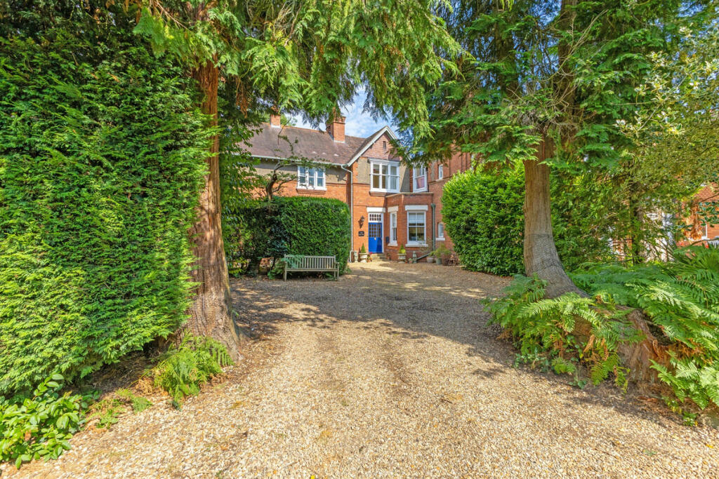 Additional image 18 of Fitzjohns Barby Road, Rugby, CV22 5QB