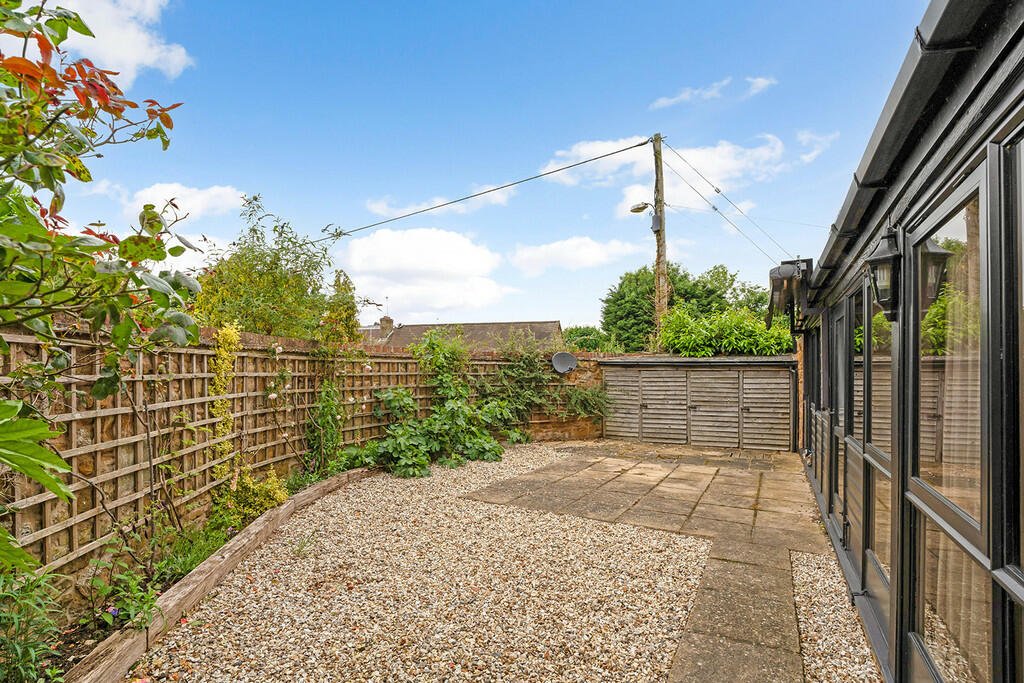 Additional image 15 of Radway