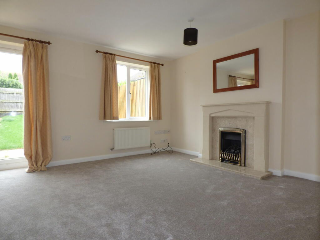 Additional image 2 of Railway Crescent, Shipston On Stour, CV36 4GD