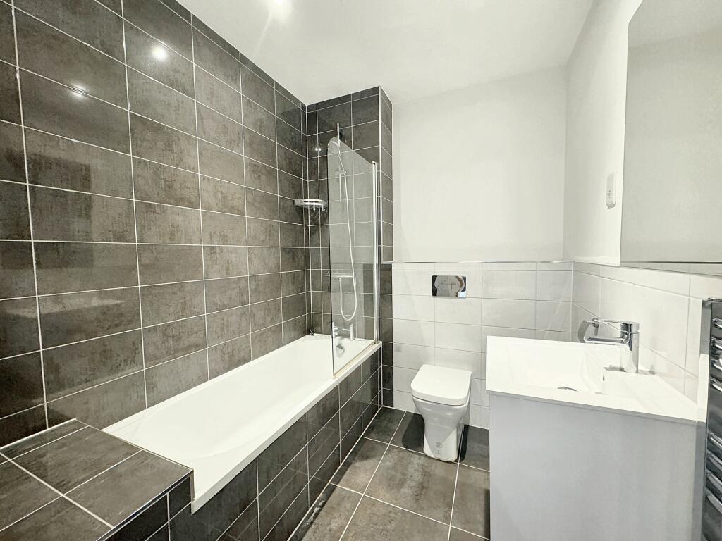 Additional image 9 of Corporation Street, The Co-Operative, CV1