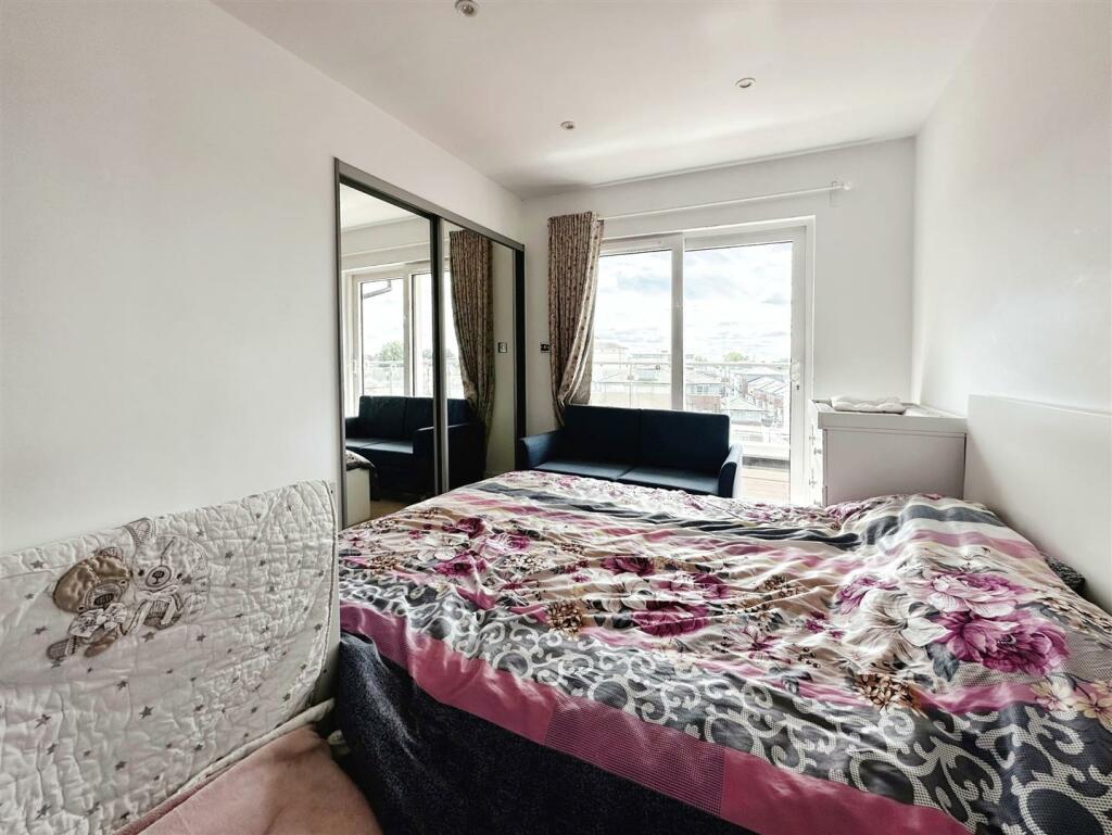 Additional image 9 of Andrews Close, Warwick