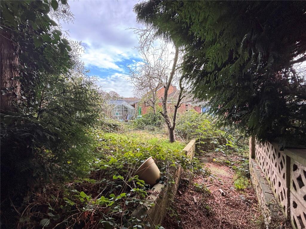 Additional image 11 of Spinney Hill, Warwick, Warwickshire, CV34