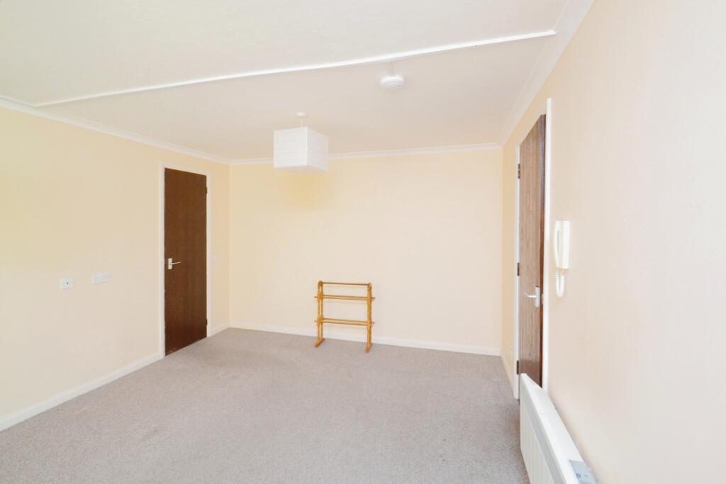 Additional image 7 of Oakfield Drive, Dumfries, Dumfries and Galloway, DG1