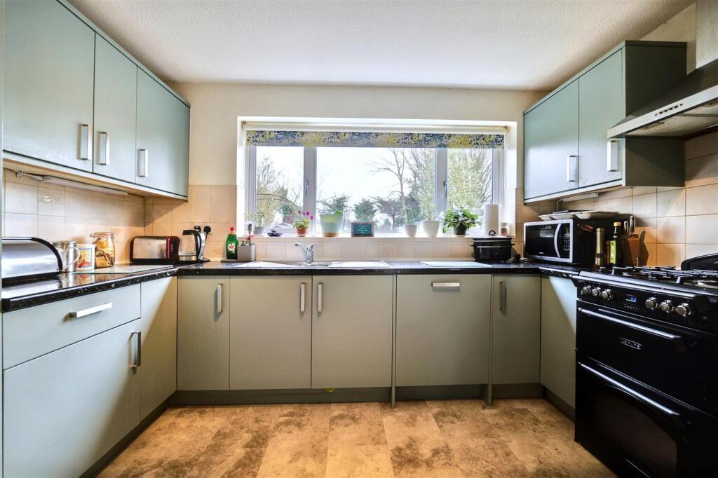 Additional image 7 of Claremont Close, Bulkington