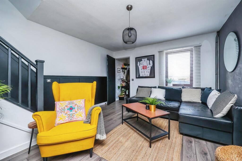 Additional image 18 of Holmesfield Drive, Heanor