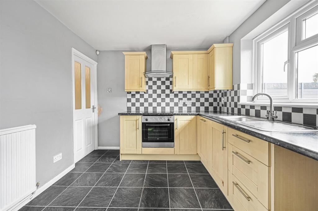 Additional image 19 of Willow Walk, Meopham,