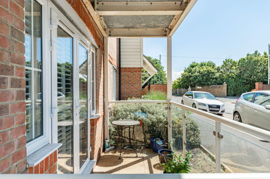 Additional image 15 of Laurence Rise, Stone, Dartford