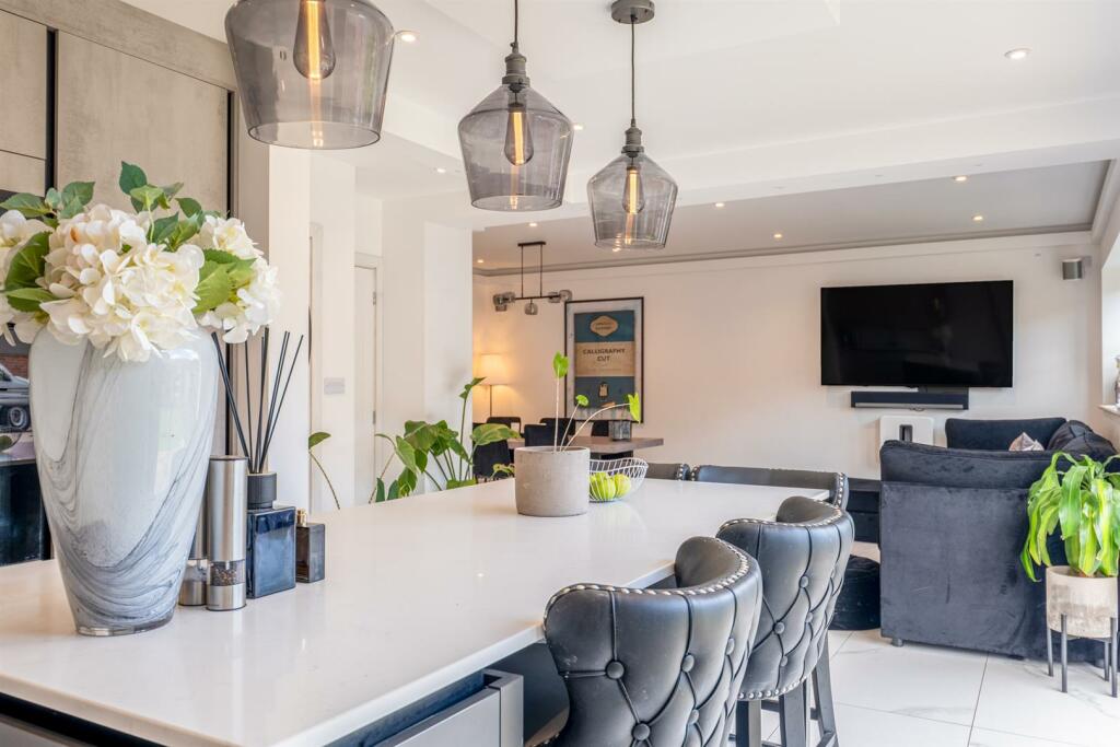 Additional image 23 of Kestrel Row, Southam